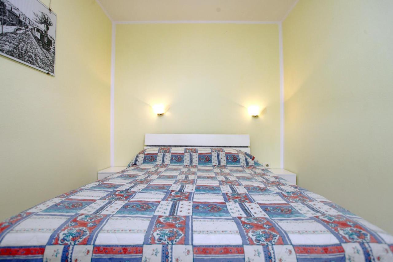 Dino Studio And Room Apartments Portoroz Ngoại thất bức ảnh