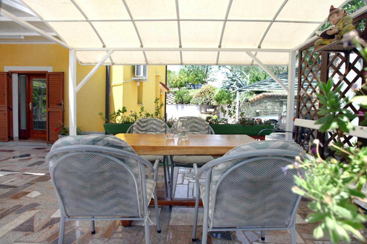Dino Studio And Room Apartments Portoroz Ngoại thất bức ảnh
