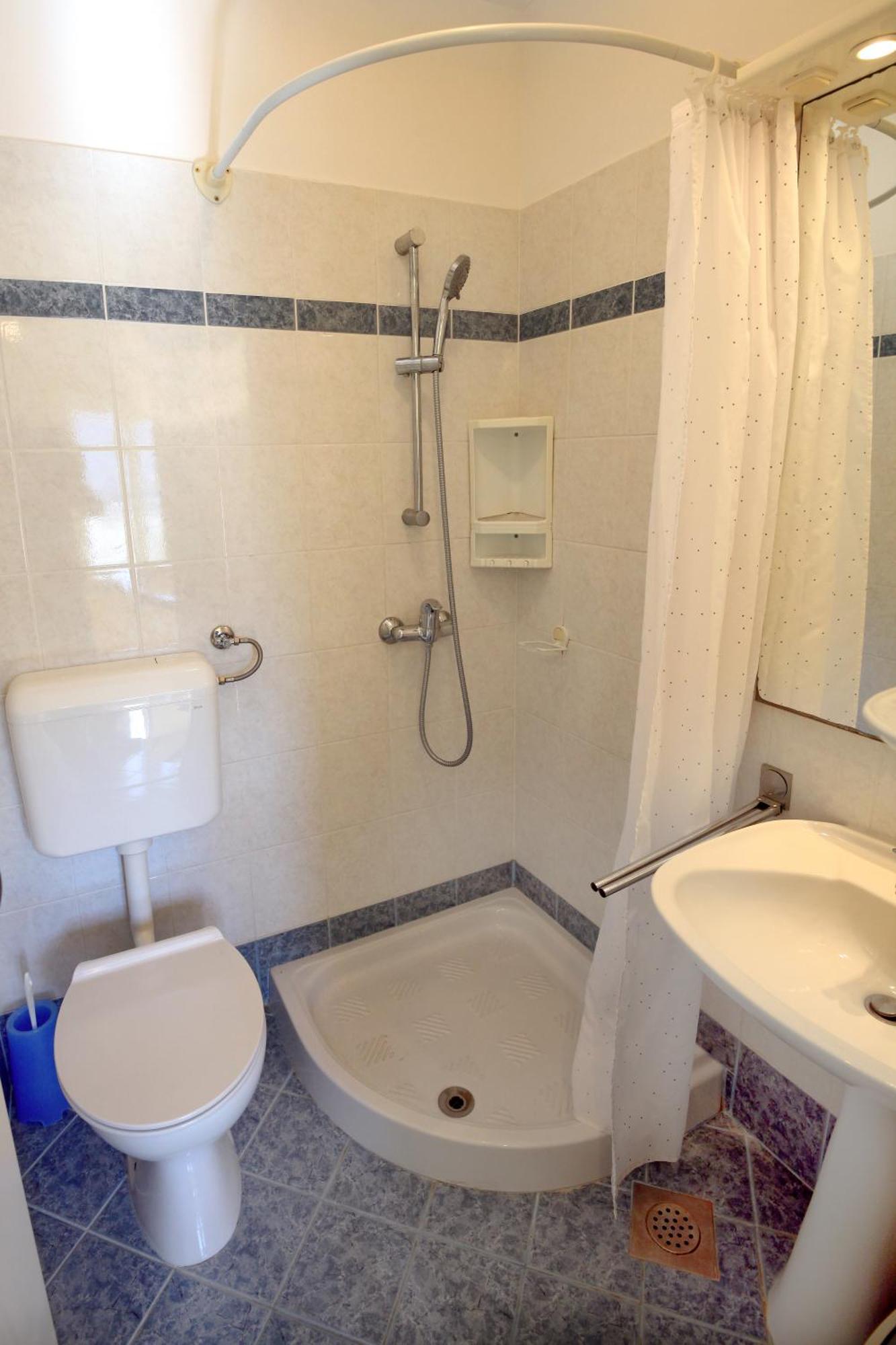 Dino Studio And Room Apartments Portoroz Ngoại thất bức ảnh